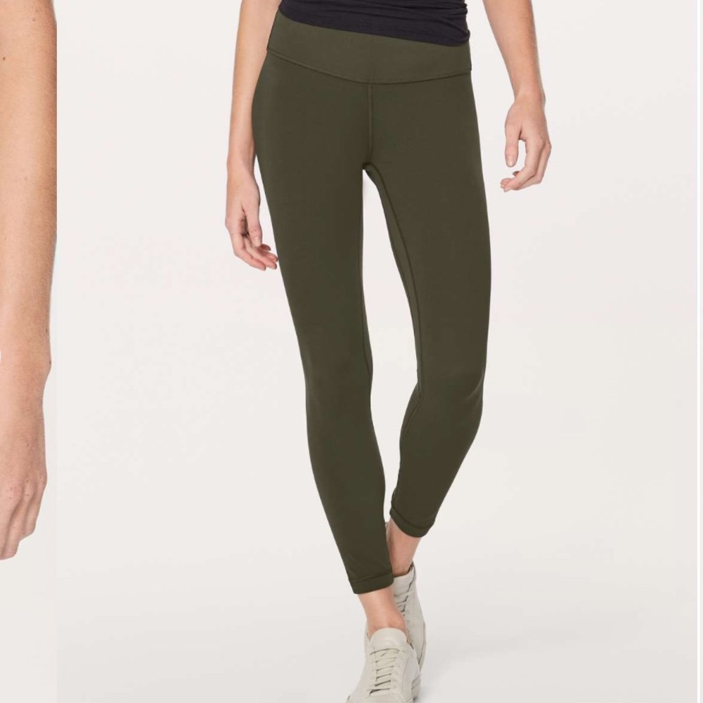 Lululemon Align Pant II *25"
Dark Olive